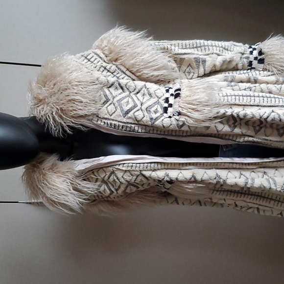 Anna Sui Jackets & Blazers - NWT *Rare* Anna Sui Fall 2015 Runway Penny Lane Afghan Style Coat